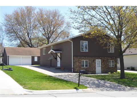 325 5th St SW, Plainview, MN 55964 photo 1