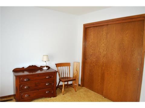 325 5th St SW, Plainview, MN 55964 photo 10