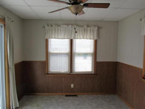 807 14th St NE, Austin, MN 55912 photo 2