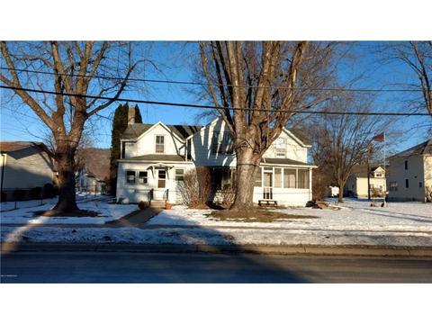 110 Broadway St, Rollingstone, MN 55969 photo 1