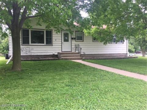 313 S 2nd St, Caledonia, MN 55921 photo 1