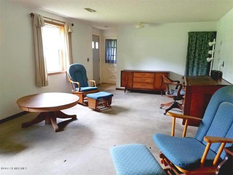 313 S 2nd St, Caledonia, MN 55921 photo 15