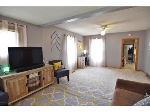 725 2nd Ave NW, Plainview, MN 55964 photo 10