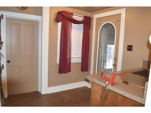 445 3rd Ave SW, Plainview, MN 55964 photo 13