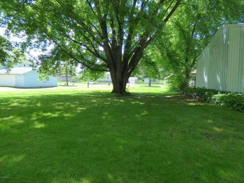 305 Maple St, Lyle, MN 55953 photo 24
