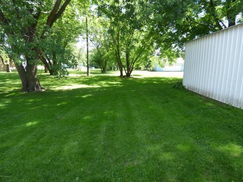 305 Maple St, Lyle, MN 55953 photo 23