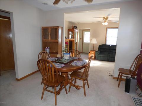 306 7th St SW, Austin, MN 55912 photo 10