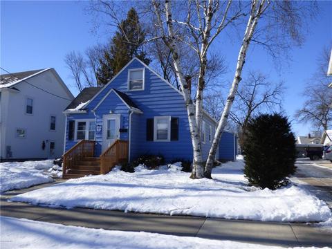 306 7th St SW, Austin, MN 55912 photo 2