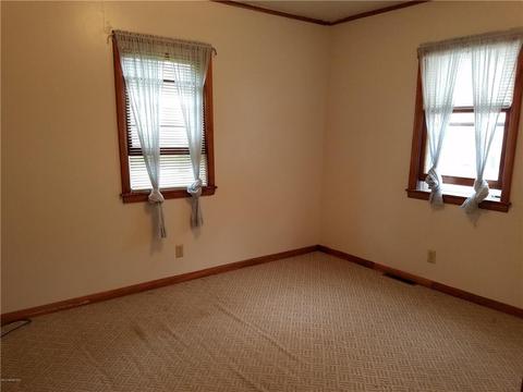 1102 12th Ave NE, Austin, MN 55912 photo 8