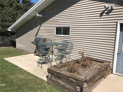 505 3rd St, Lyle, MN 55953 photo 6