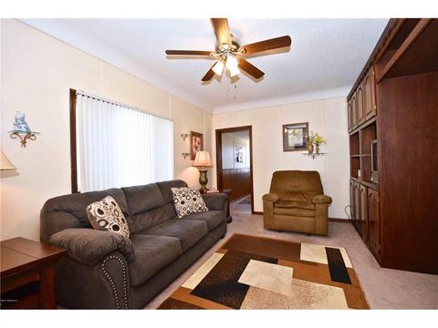 617 E 3rd St, Winona, MN 55987 photo 3