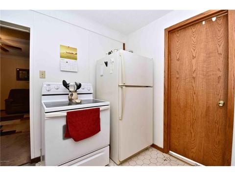 617 E 3rd St, Winona, MN 55987 photo 7