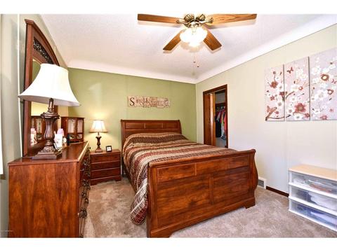 617 E 3rd St, Winona, MN 55987 photo 10