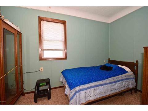 617 E 3rd St, Winona, MN 55987 photo 12