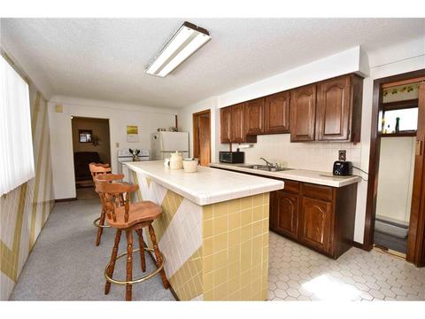 617 E 3rd St, Winona, MN 55987 photo 6