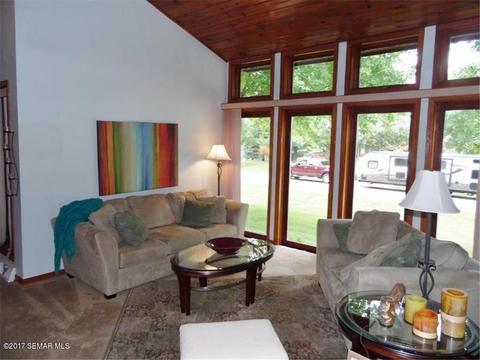 36907 Knoll Dr, Waseca, MN 56093 photo 4