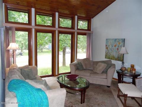 36907 Knoll Dr, Waseca, MN 56093 photo 3