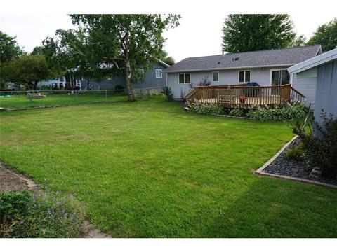 465 6th St NW, Plainview, MN 55964 photo 3