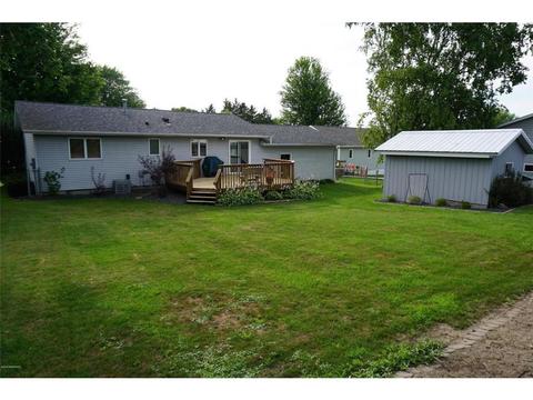 465 6th St NW, Plainview, MN 55964 photo 4