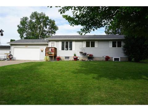 465 6th St NW, Plainview, MN 55964 photo 2