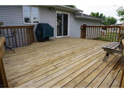 465 6th St NW, Plainview, MN 55964 photo 5