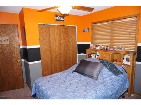 465 6th St NW, Plainview, MN 55964 photo 16