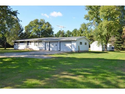 651 E Main St, Le Roy, MN 55951 photo 1
