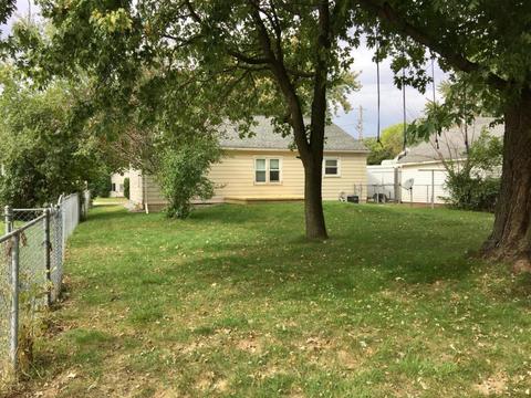 707 8th St SE, Austin, MN 55912 photo 2