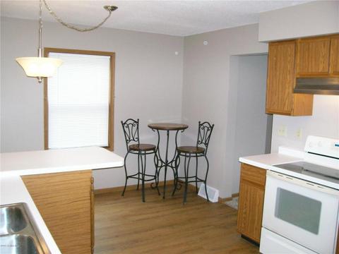 906 9th St E, Albert Lea, MN 56007 photo 12