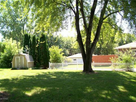 906 9th St E, Albert Lea, MN 56007 photo 4