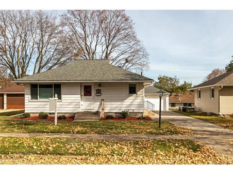 1504 16th Ave NW, Rochester, MN 55901 photo 1