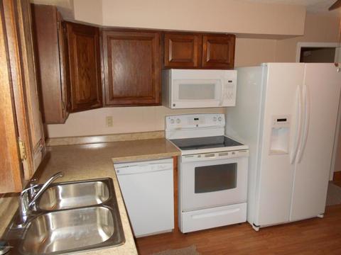 2011 5th Ave NE, Austin, MN 55912 photo 4
