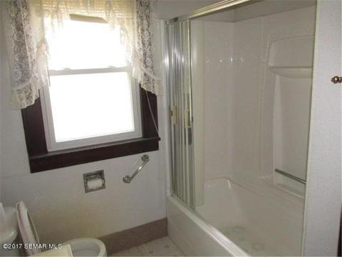 401 5th St SW, Austin, MN 55912 photo 5