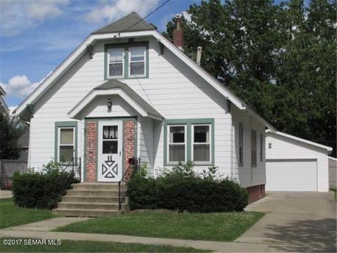 401 5th St SW, Austin, MN 55912 photo 1