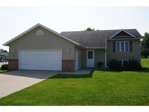 615 2nd Ave NE, Plainview, MN 55964 photo 1