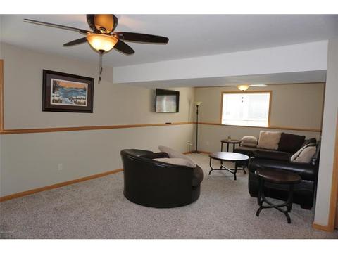 615 2nd Ave NE, Plainview, MN 55964 photo 20