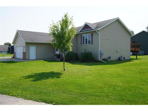 615 2nd Ave NE, Plainview, MN 55964 photo 2