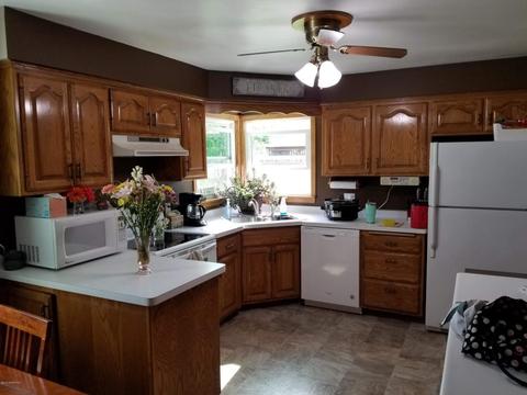 425 2nd Ave NW, Plainview, MN 55964 photo 4
