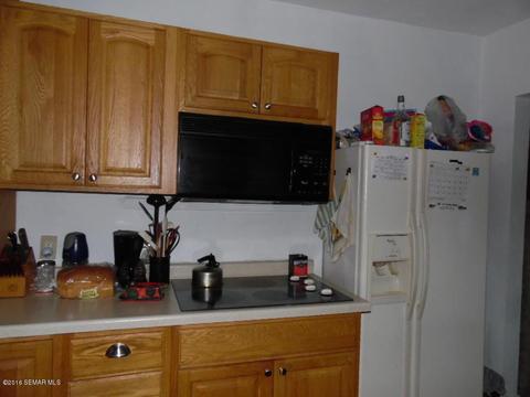 715 St Thomas Ave, Albert Lea, MN 56007 photo 3