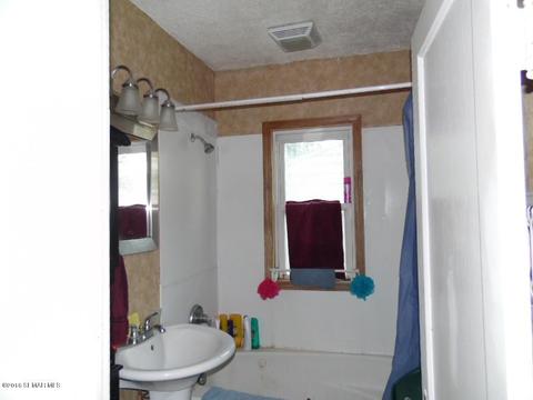 715 St Thomas Ave, Albert Lea, MN 56007 photo 7