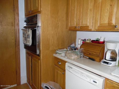 715 St Thomas Ave, Albert Lea, MN 56007 photo 4