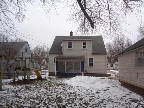 709 12th Ave SW, Austin, MN 55912 photo 2