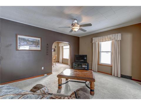 214 Frederick St E, Le Roy, MN 55951 photo 4