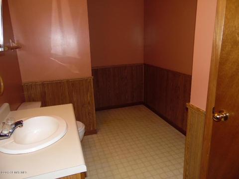 613 E 11th St, Albert Lea, MN 56007 photo 19