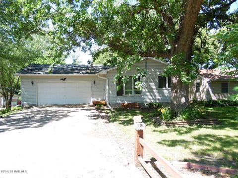 613 E 11th St, Albert Lea, MN 56007 photo 1