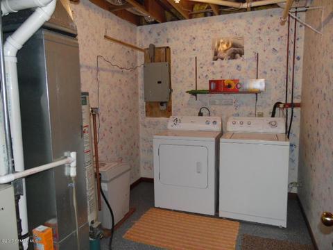613 E 11th St, Albert Lea, MN 56007 photo 22