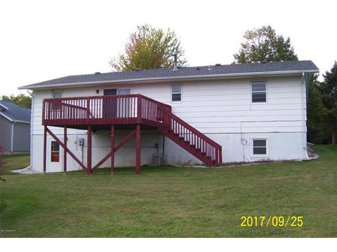 523 Parsons Ave, Spring Valley, MN 55975 photo 2
