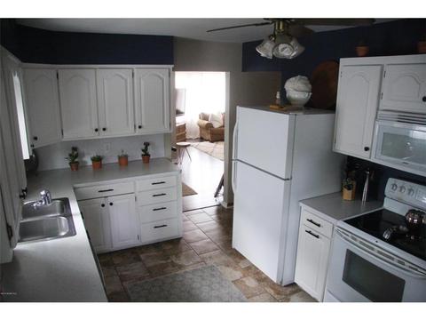 401 E Hawthorne St, Albert Lea, MN 56007 photo 13