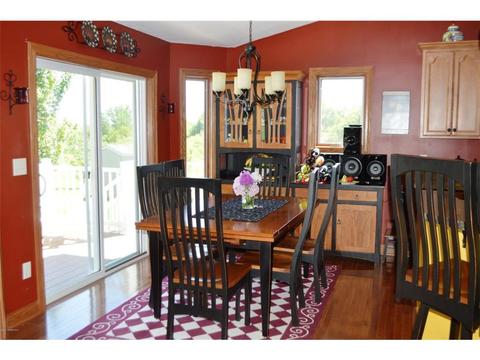 520 4th Ave NE, Plainview, MN 55964 photo 6