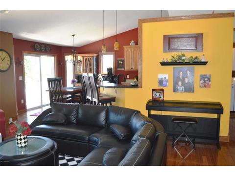 520 4th Ave NE, Plainview, MN 55964 photo 10